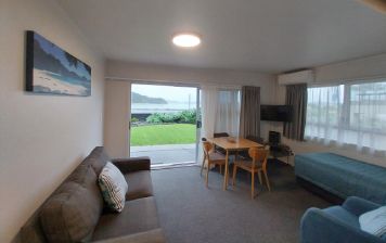 Waterfront Unit room
